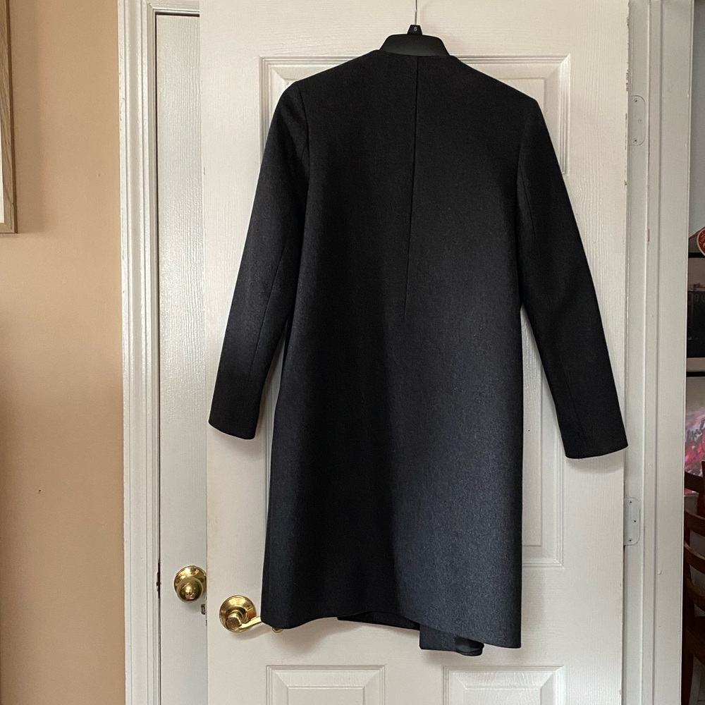 $80 FINAL PRICE COS Minimalist Dark Grey Wool Blend Coat - Picture 3 of 10